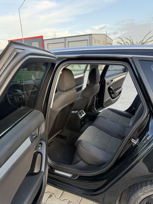 AUDI A4 B8 2.0 TDI 143CP