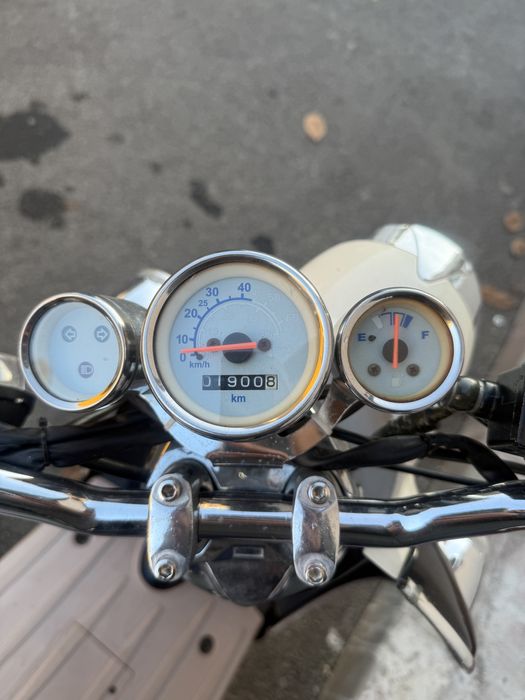 Scuter Retro benzina