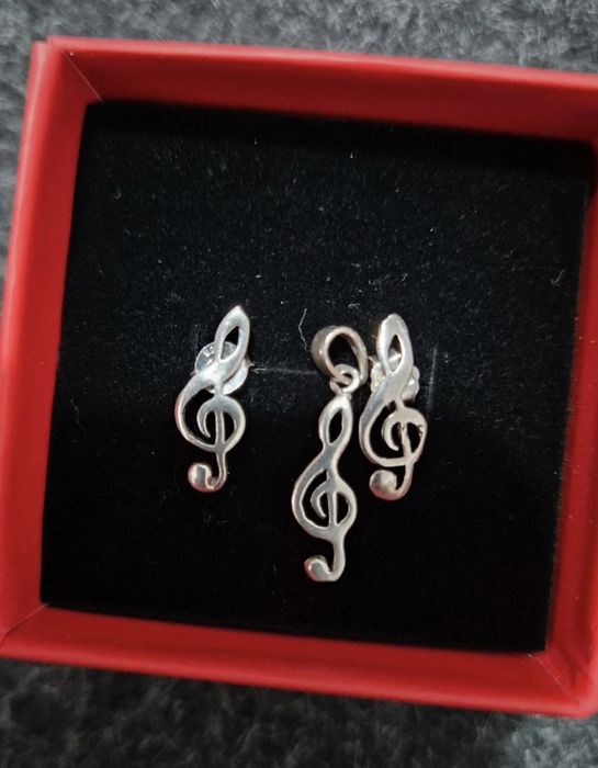 Set cercei si pandativ argint