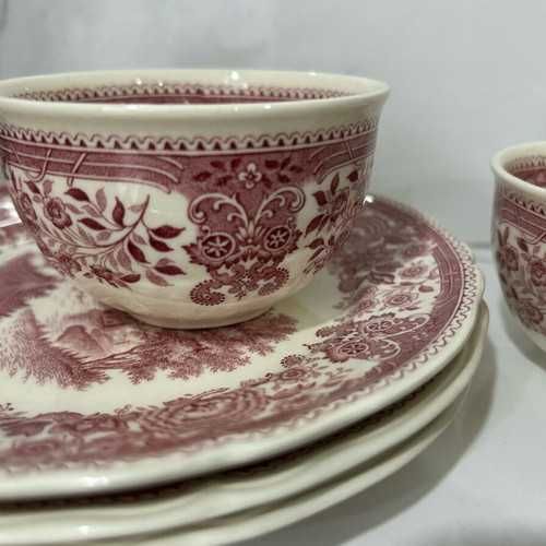 Чинии за предястие и чаши Villeroy and Boch, витринни, комплект 5+6