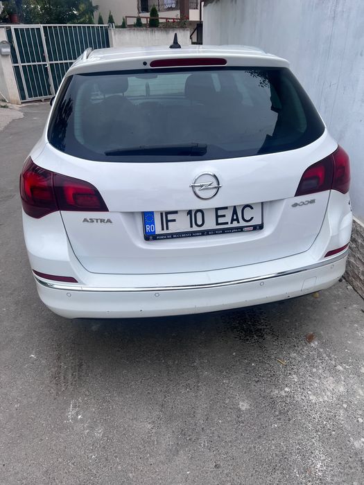 Opel astra j 1,6 eco flex