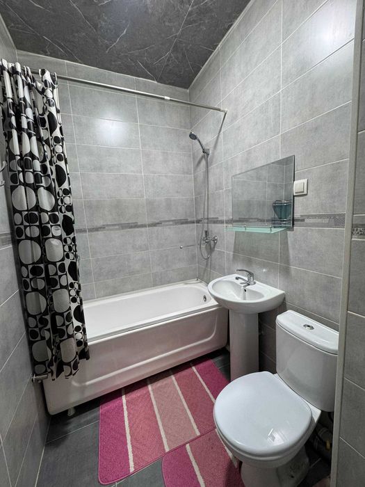 Продаётся квартира 1 комнатная Голден Хаус на Кадышева