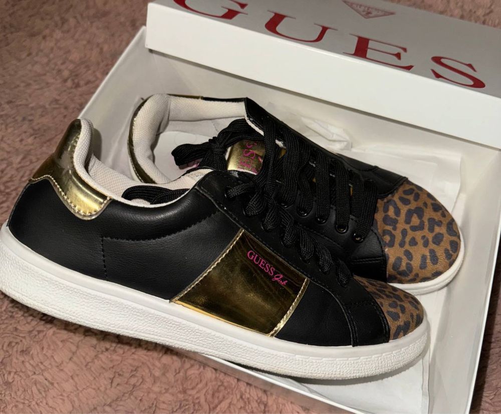 Продается обувь guess новые 39 размер