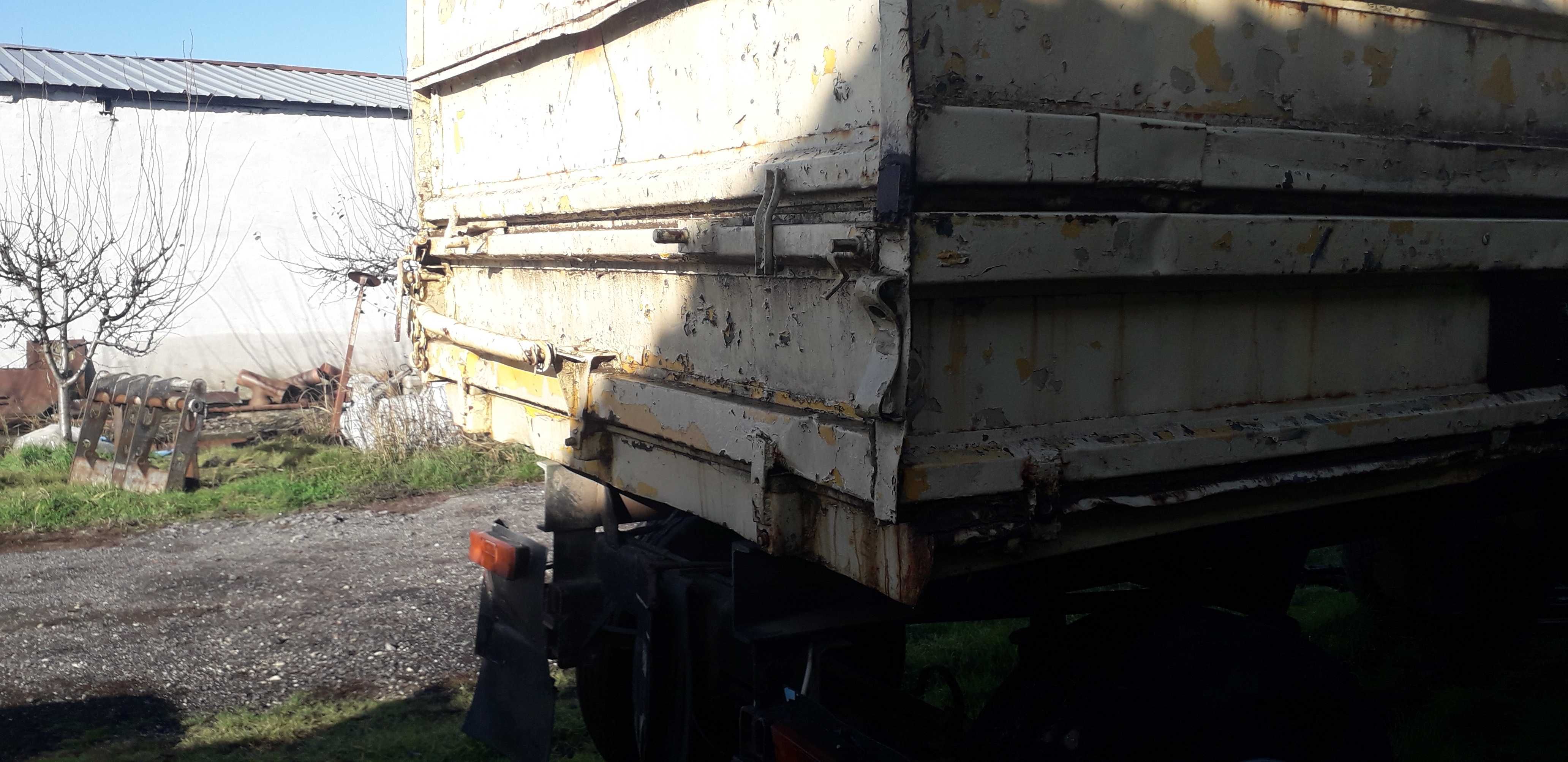 Продавам 12 тонно ремърке