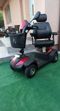 Scuter căruț handicap dizabilitati dezabilitati bătrâni cărucior