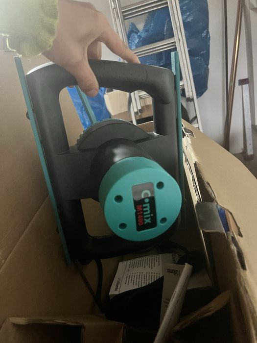 Amestecator cu 2 viteze C-mix cu paleta WK140