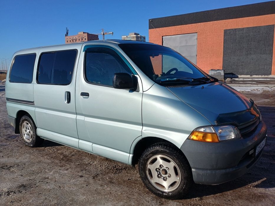 Продам Toyota HIACE