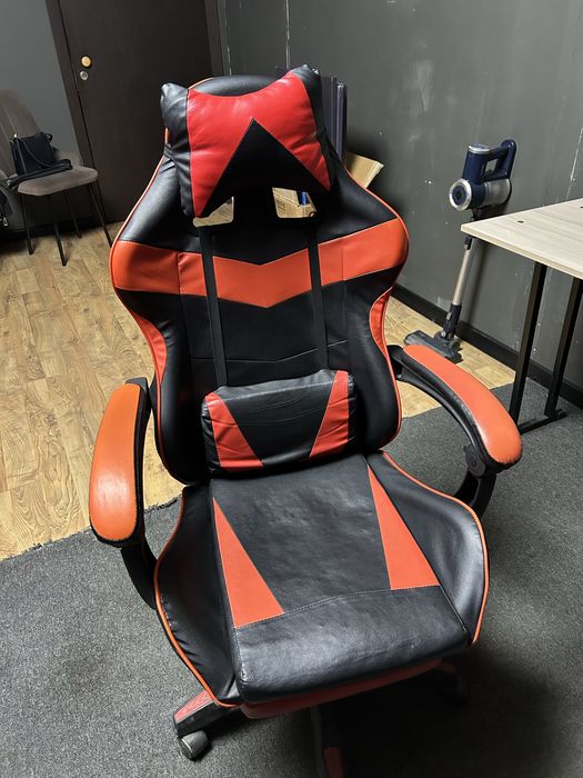 Игровые кресла по 25 тысяч