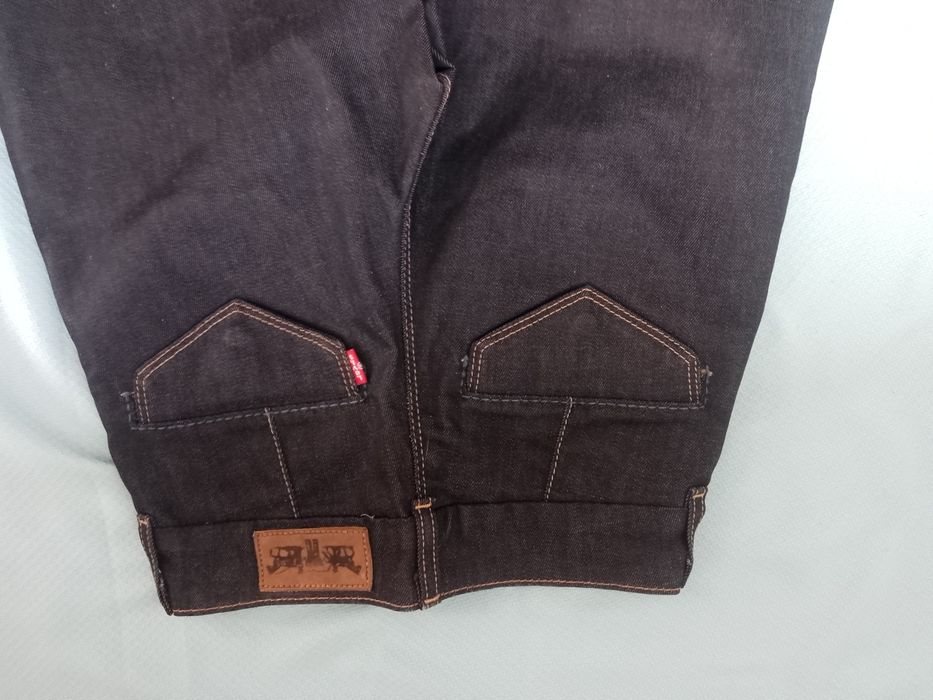 панталони / дънки Zara и Levi's