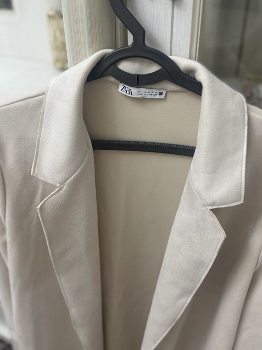 Замшевый Плащь пиджак от Зара