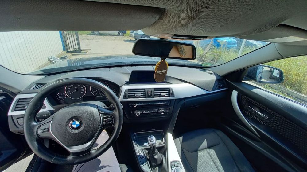 Dezmembrari BMW F30 2.0 d 184hp manual 2013