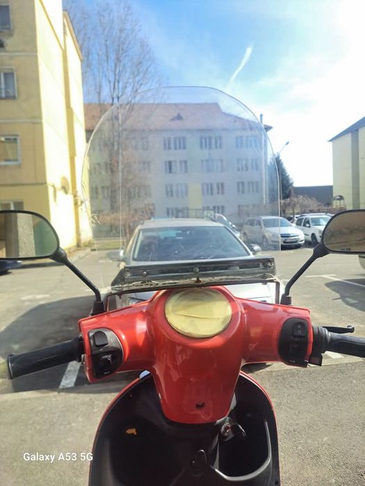 MOPED de vânzare 
ZT-15 
GYÁRTÁSI