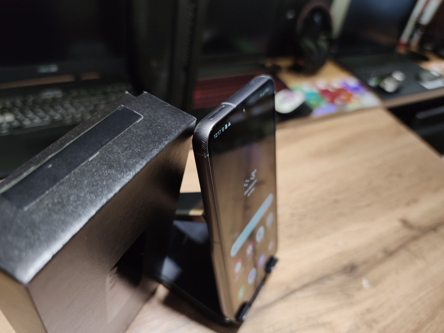 Samsung S23 FE, 8/128 GB, Graphite, состояние отличное, 9590/А10