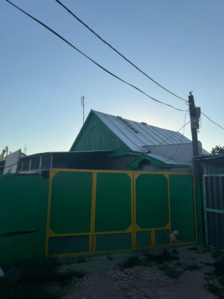 Продам дом 1+1 на одной территории!!!