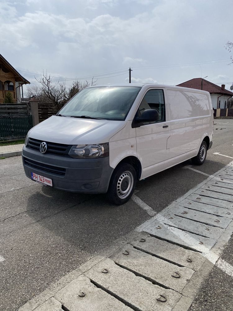 Vand Vw Transporter T5 Lung 2011 2.0 140cp A/C