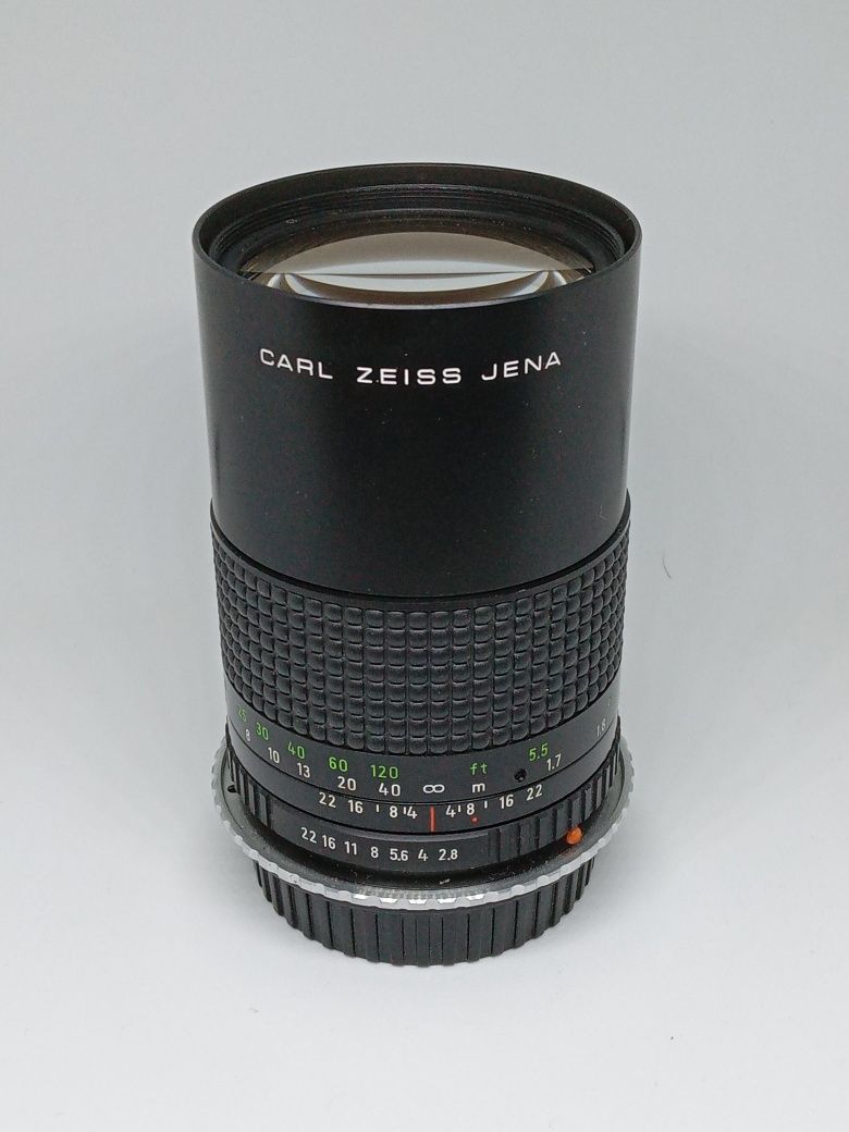 Carl Zeiss 135mm f/2.8 (Canon)