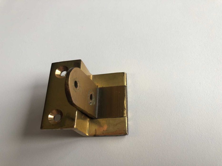 Много здрава месингова панта