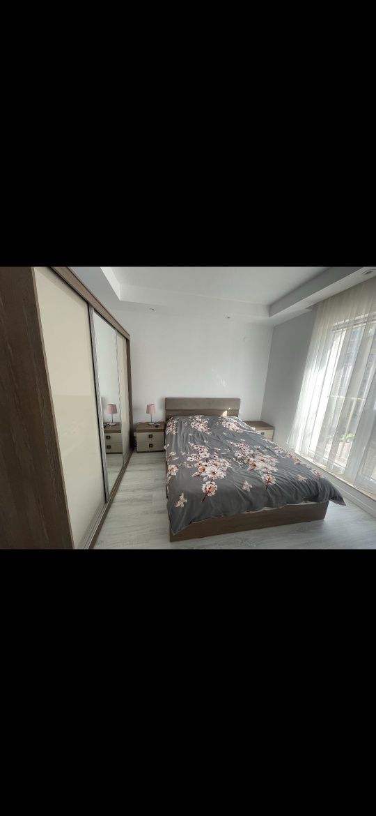 Propietar închiriez apartament în Cosmopolis
