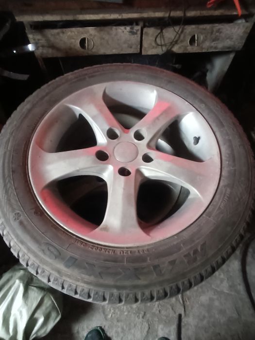 Срочно Продам диски с резиной р 16 5х114,3  ет 40  Ди 66