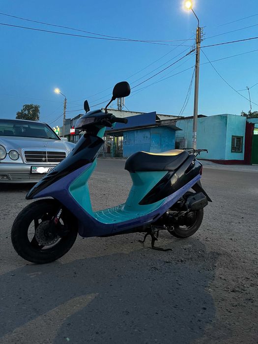 Двухтактный скутер Honda dio af28