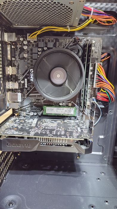 Pc gaming Ryzen/Gtx 1050 Ti/8gb ram Gta V Fortnite Cs 2