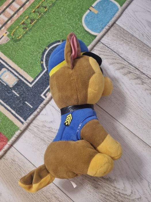 Vând pluș Paw Patrol Chase