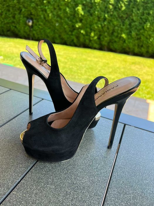 Сандали Steve Madden  
Размер 37