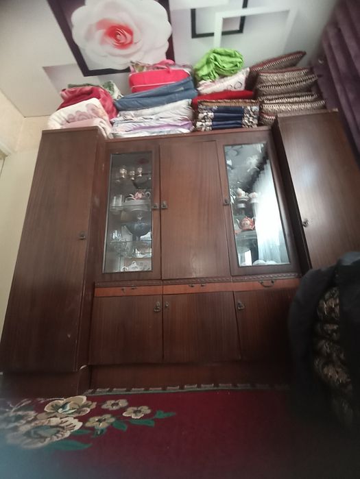 Хороший шкаф продается качество очень хорошее