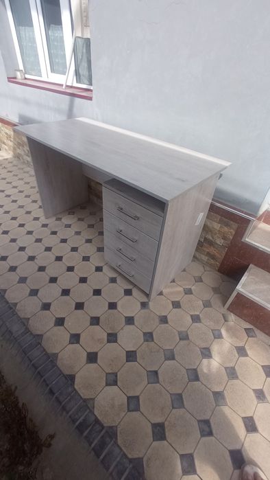 Stol,tumba kamud sotiladi.