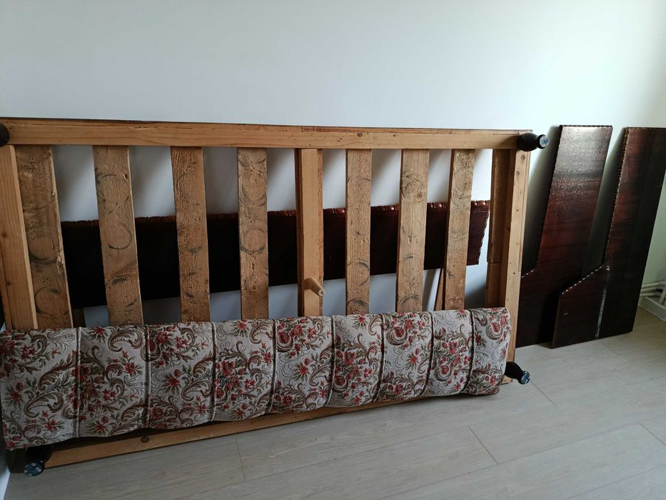pat lemn/PAL aprox 210*135 cm tip somiera cu protectii laterale