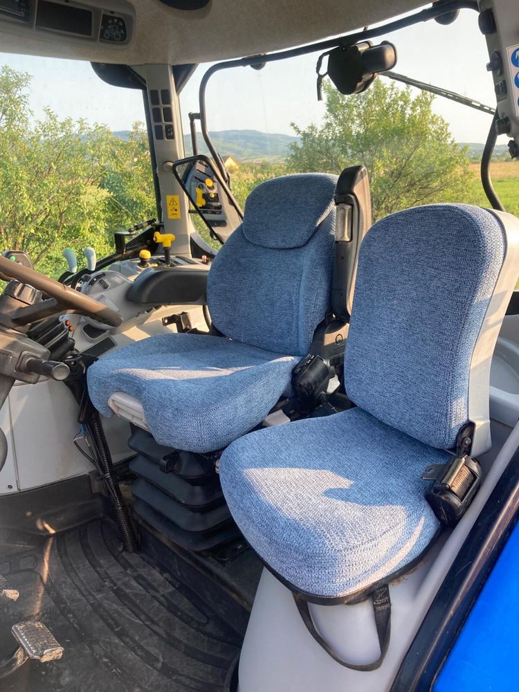 Tractor New Holland T6020 Elite 2012 cu incarcator frontal