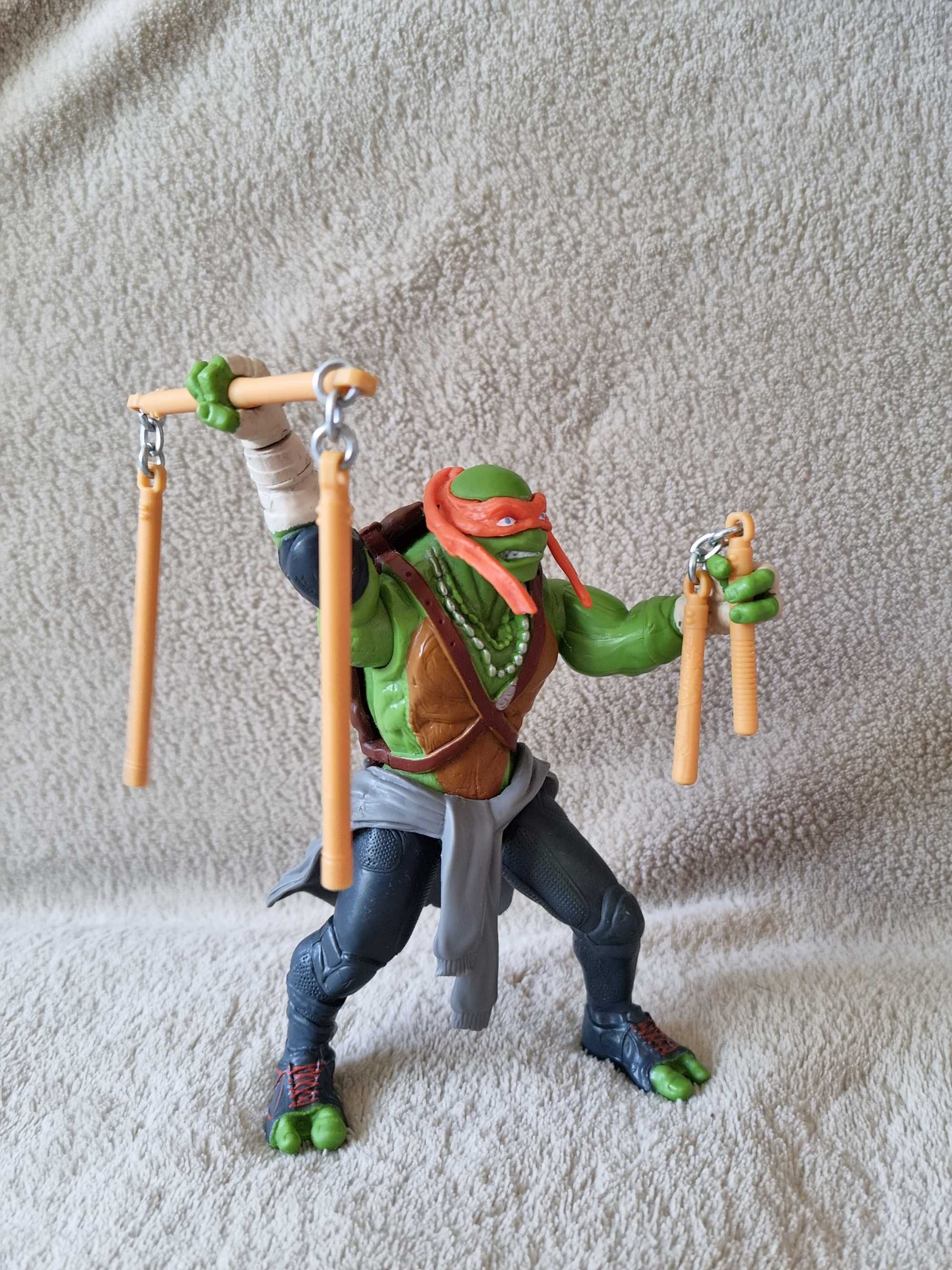 Figurina Teenage Mutant Ninja Turtles Deluxe Movie - Michelangelo