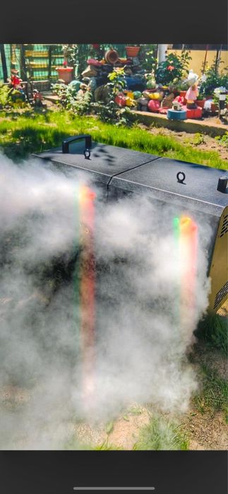 Masina de baloane cu fum pentru evenimentul tau