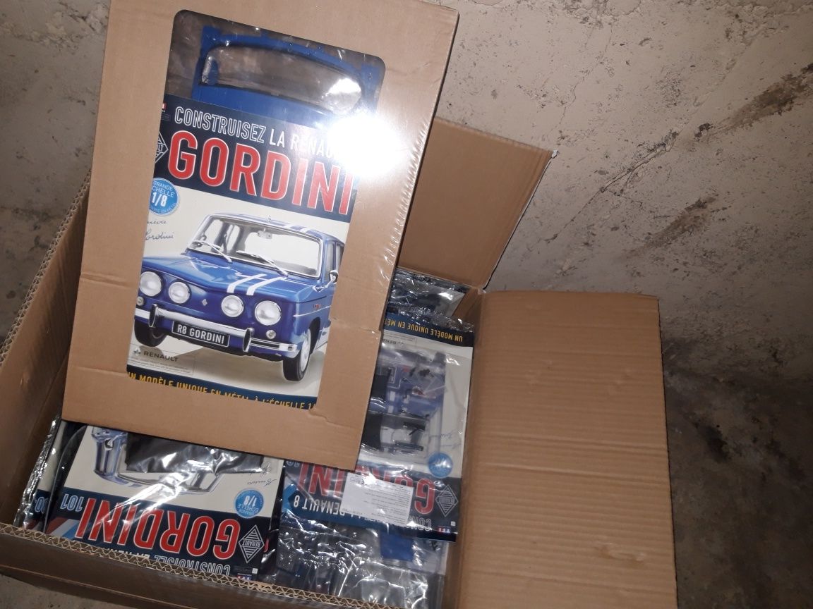 Macheta de legenda Dacia 1100 Gordini (Renault 8 Gordini)