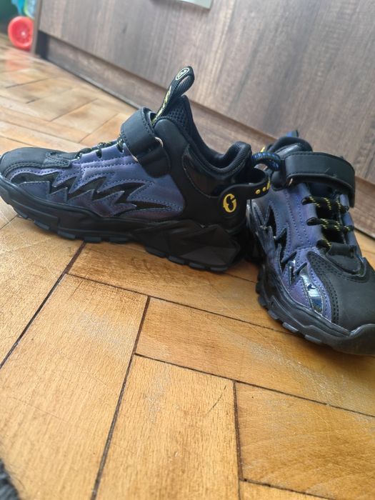 Маратонки за момче