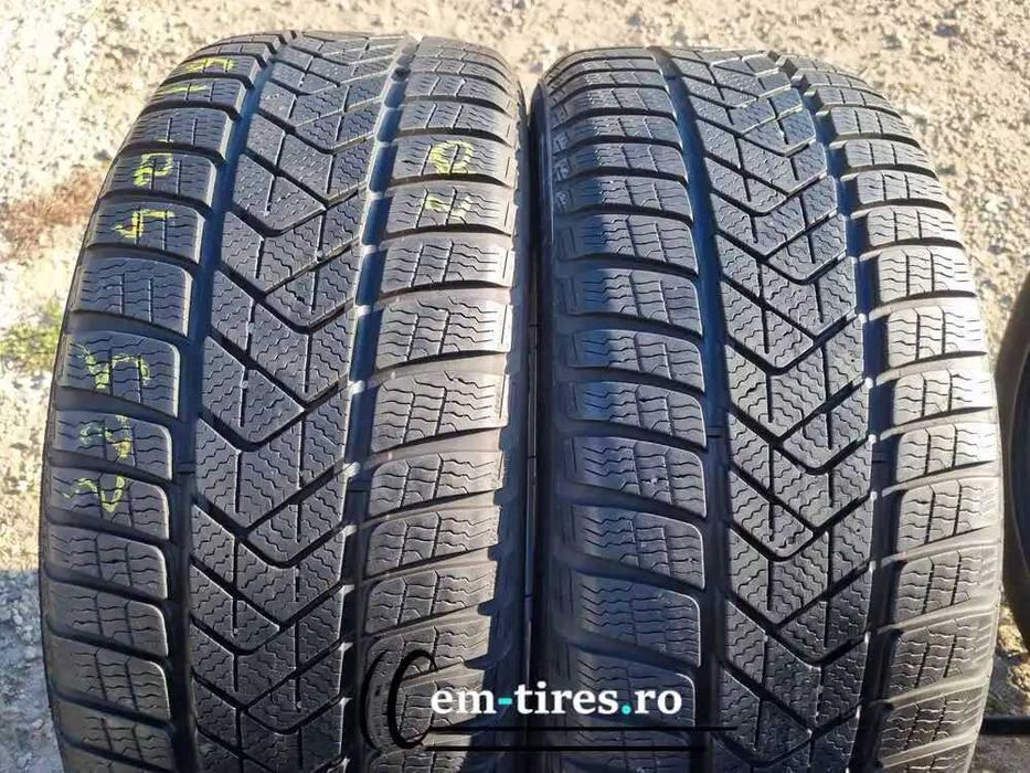 SET 2 Anvelope Iarna 225/40 R19 PIRELLI Sottozero 3 93H