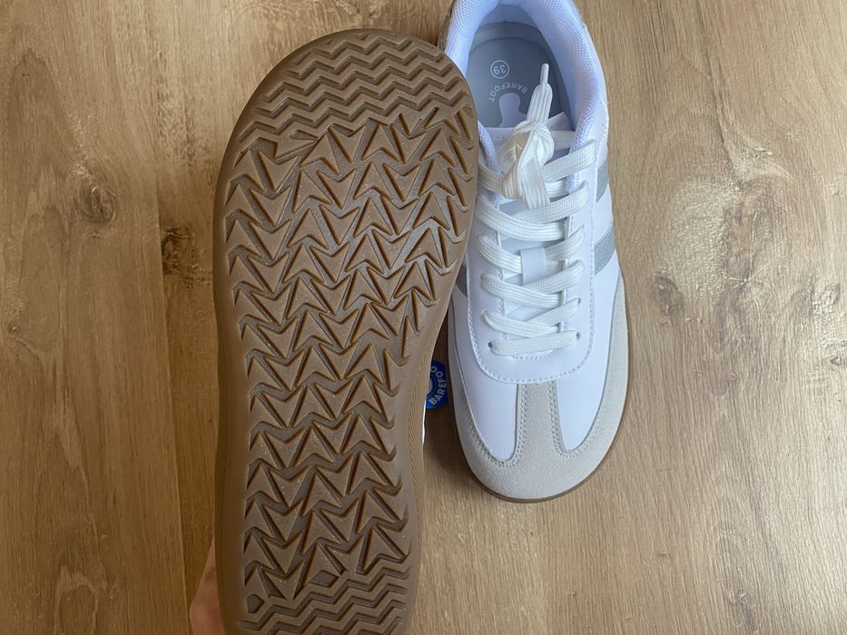 Barefoot маратонки бели