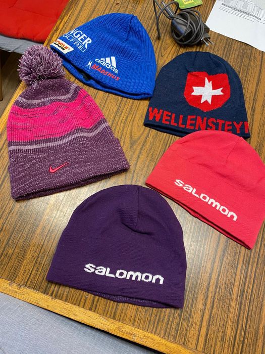 Căciuli Salomon Wellesyne Adidas Nike