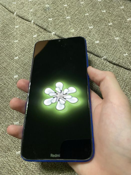 Продам редми 8а.