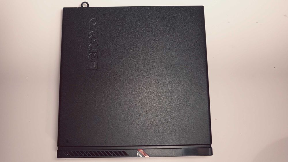 Mini PC Lenovo ThinkCentre M715Q Ryzen 5 2400GE Wi-Fi - Fără RAM/SSD