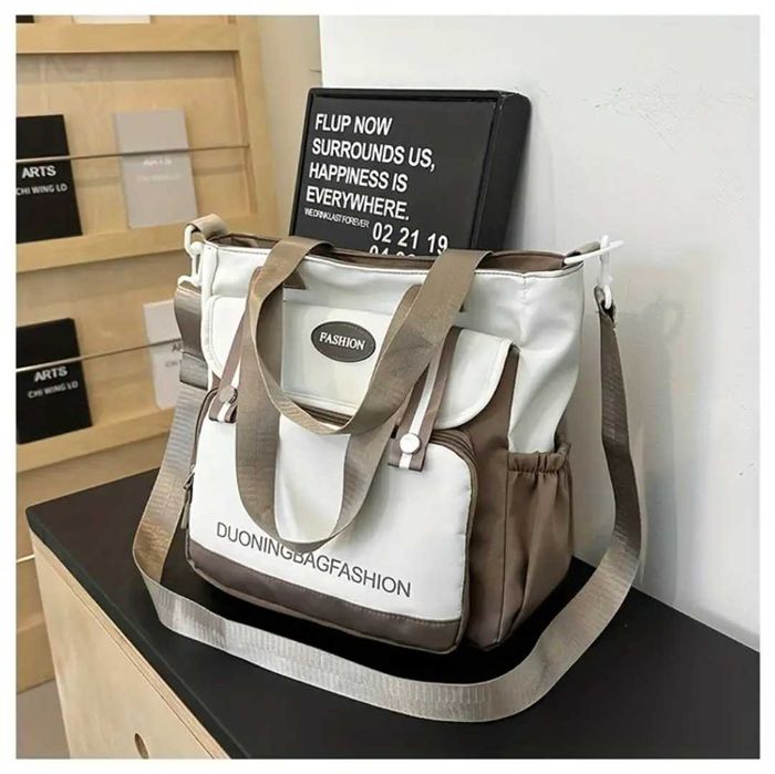 Дамска елегантна чанта, в цвят кафе