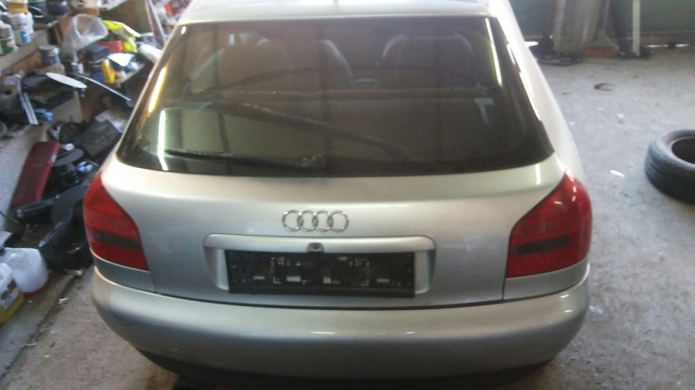 Audi A3 1.6i На Части