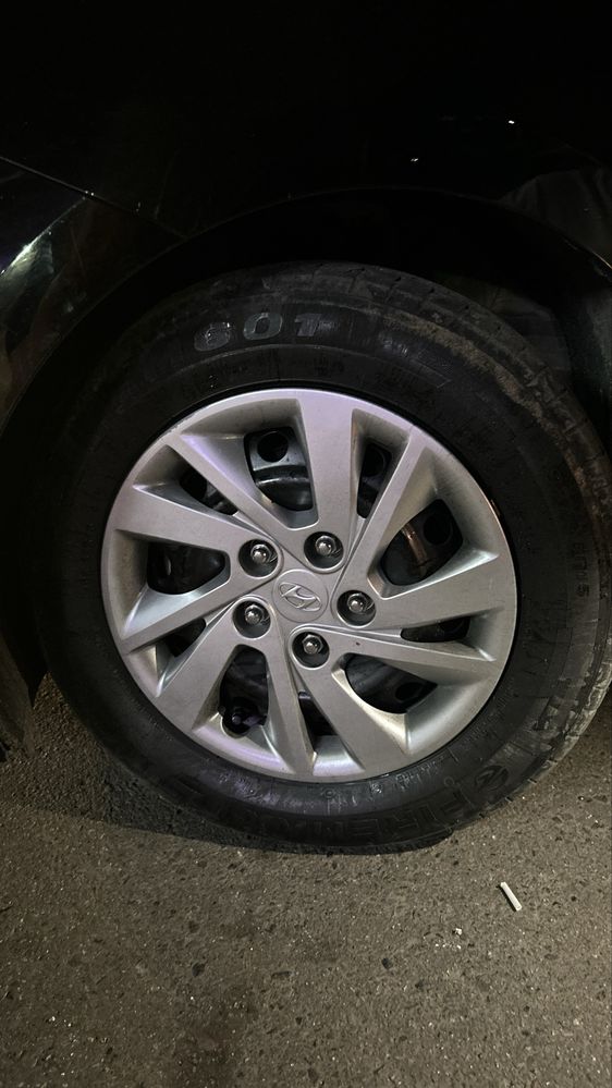 Продается шины R15 195/65