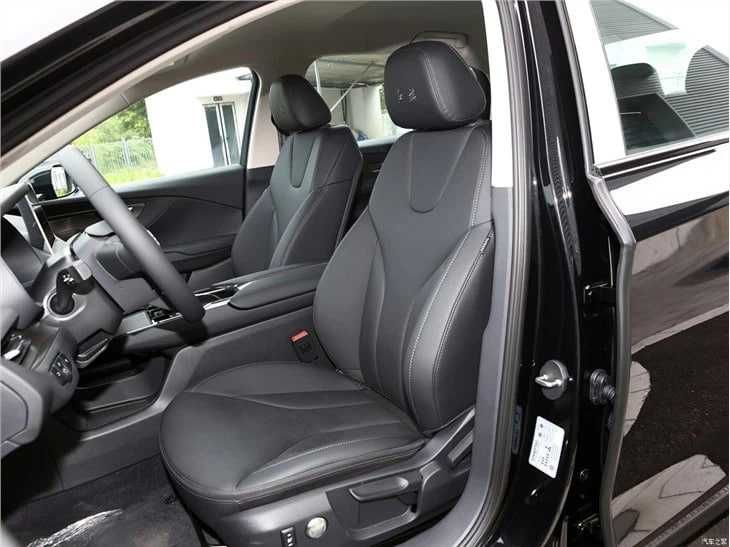 Hongqie E-QM5 450 km dan 610 kmgacha naqt va nasiyaga chiqazib beramiz