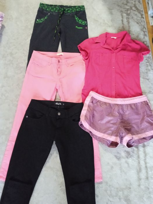 Отдам вещи на девочку,есть на рост 140-165 смв хорошем состоянии