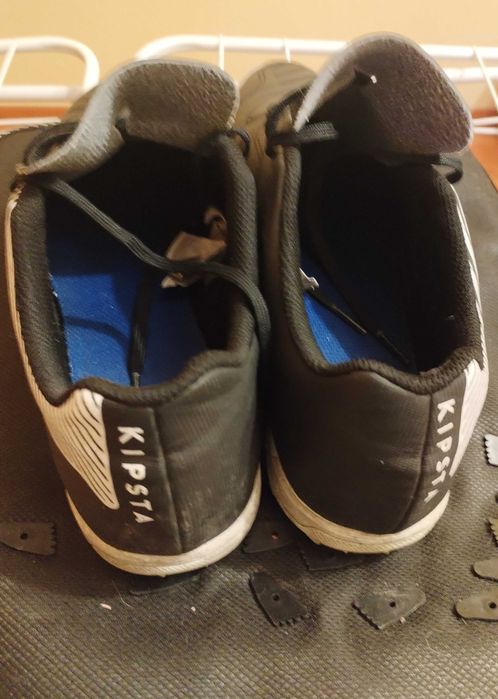 Футболни обувки.