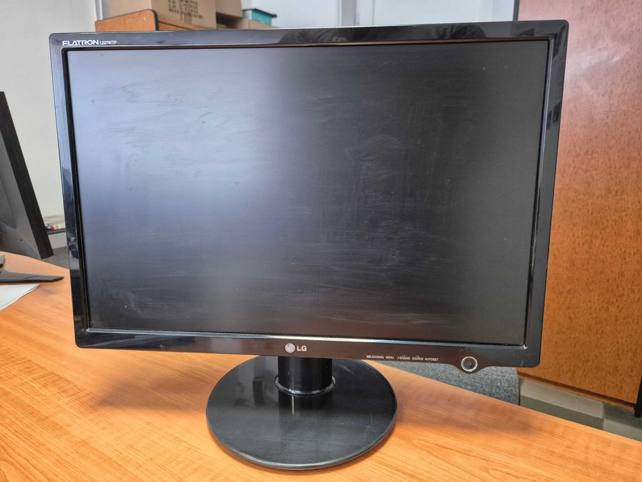 монитор LG flatron L227WTP-PF