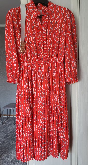 Продам 3 платья!