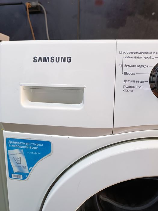 Продам стиральную машину Самсунг на 6кг