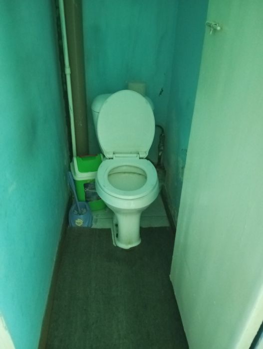 Samarqand Jomboy UY SOTILADI